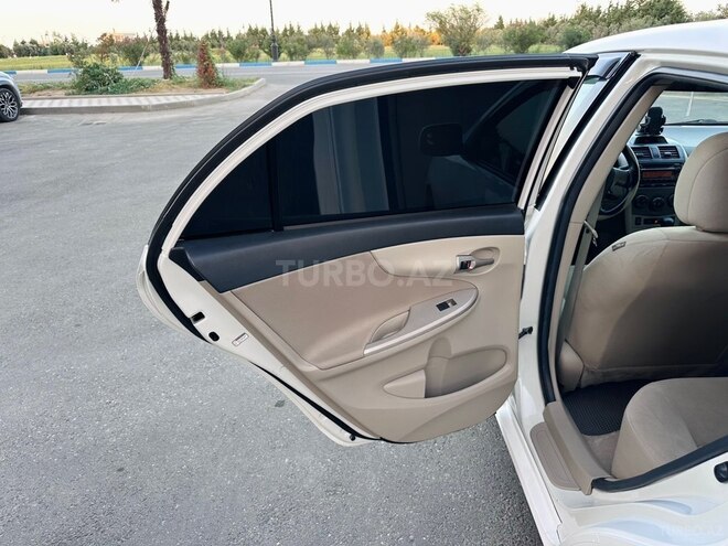 Toyota Corolla 2013, 132,000 km - 1.8 l - Sumqayıt