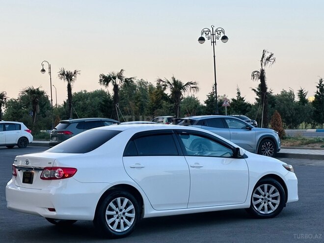 Toyota Corolla 2013, 132,000 km - 1.8 l - Sumqayıt