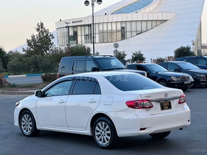 Toyota Corolla 2013, 132,000 km - 1.8 l - Sumqayıt