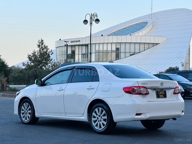 Toyota Corolla 2013, 132,000 km - 1.8 l - Sumqayıt