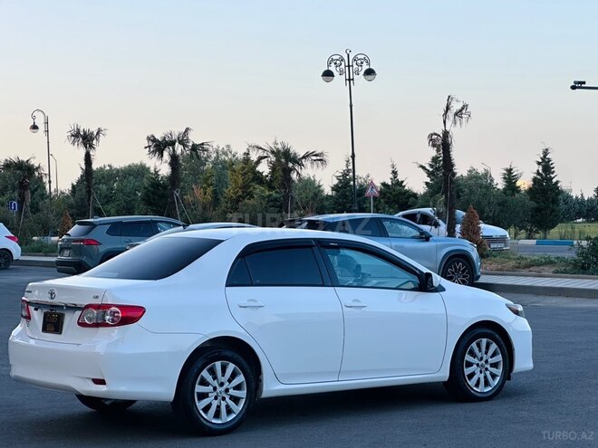 Toyota Corolla 2013, 132,000 km - 1.8 l - Sumqayıt