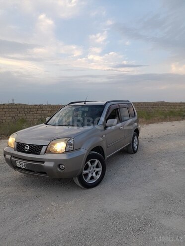 Nissan X-Trail 2003, 294,000 km - 2.0 l - Bakı