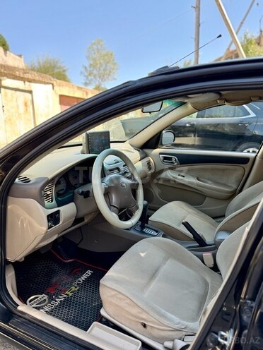 Nissan Sunny 2006, 364,000 km - 1.6 l - Bakı