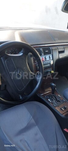 Mercedes E 200 1997, 443,400 km - 2.0 l - Bakı