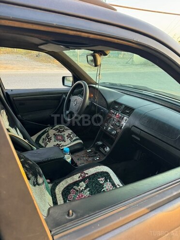 Mercedes C 220 1999, 920,000 km - 2.2 l - Bakı
