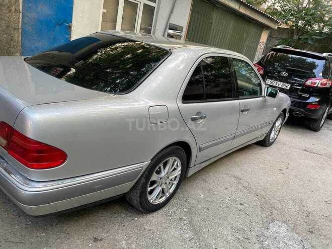 Mercedes E 230 1996, 345,000 km - 2.3 л - Qazax