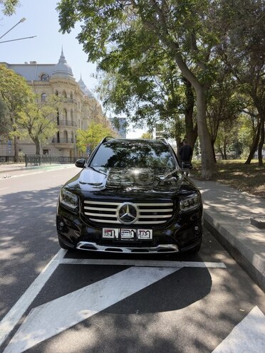 Mercedes GLB 250 4MATIC 2024, 22,871 km - 2.0 l - Bakı