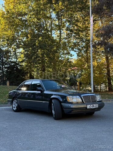 Mercedes E 220 1994, 500,000 km - 2.2 l - Mingəçevir
