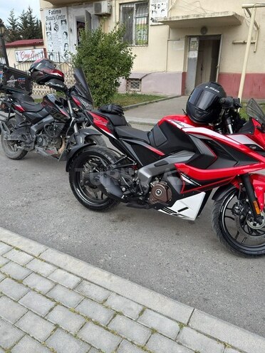 Bajaj Pulsar RS 200 2025, 16,000 km - 0.2 l - Bakı
