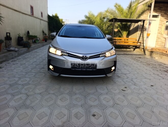 Toyota Corolla 2016, 203,000 km - 1.6 l - Bakı