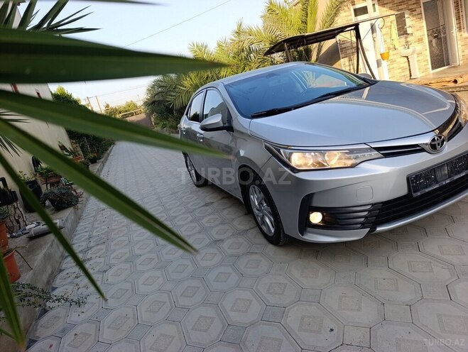 Toyota Corolla 2016, 203,000 km - 1.6 l - Bakı
