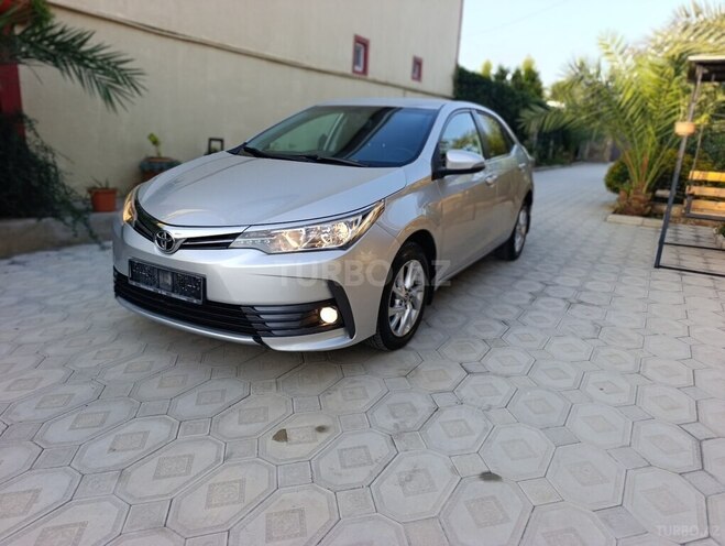 Toyota Corolla 2016, 203,000 km - 1.6 l - Bakı