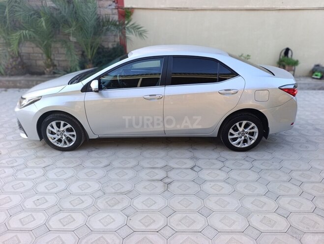 Toyota Corolla 2016, 203,000 km - 1.6 l - Bakı