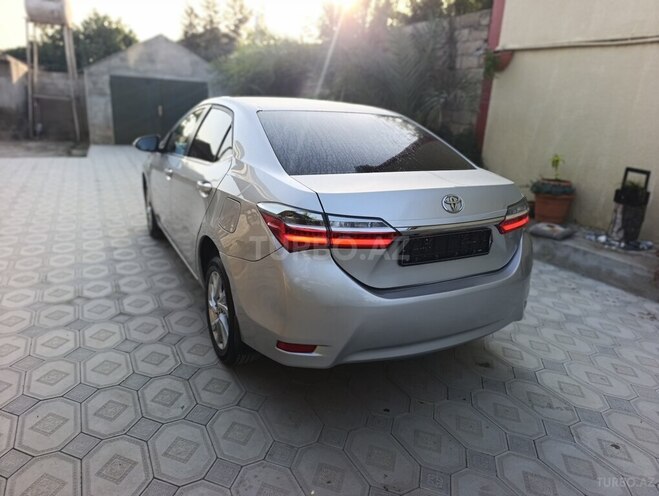 Toyota Corolla 2016, 203,000 km - 1.6 l - Bakı