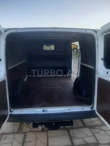 Ford Transit 2010, 206,500 km - 2.2 l - Xudat