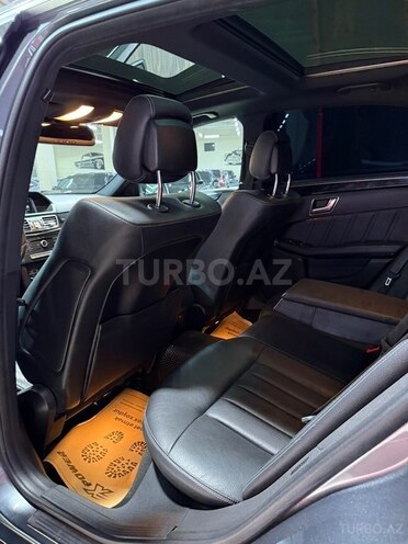 Mercedes E 250 2016, 181,555 km - 2.1 л - Sumqayıt
