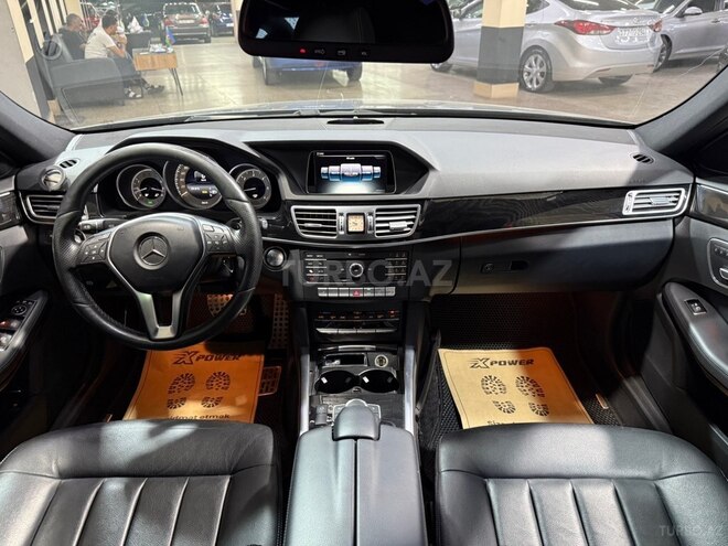 Mercedes E 250 2016, 181,555 km - 2.1 л - Sumqayıt