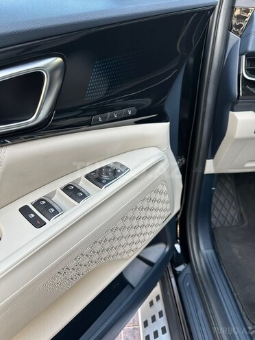 Kia Carnival 2024, 16,000 km - 1.6 l - Bakı