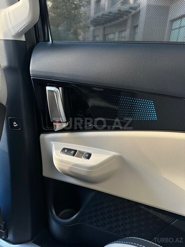 Kia Carnival 2024, 16,000 km - 1.6 l - Bakı