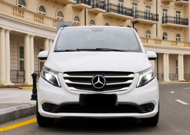 Mercedes  2015, 368,000 km - 2.1 l - Bakı