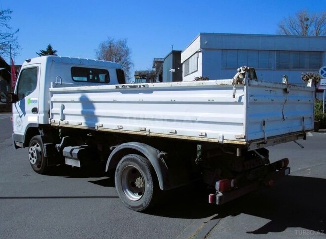 Mitsubishi Fuso Canter 2010, 220,000 km - 3.0 l - Bakı