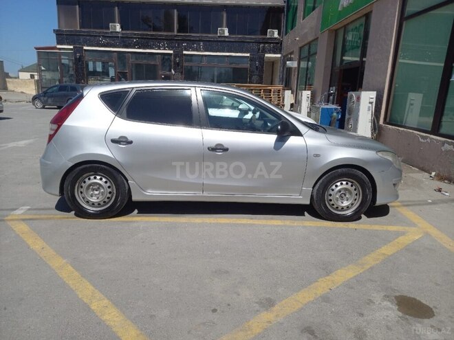 Hyundai i30 2010, 400,000 km - 1.4 л - Bakı