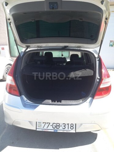 Hyundai i30 2010, 400,000 km - 1.4 л - Bakı