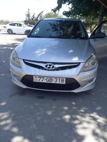 Hyundai i30 2010, 400,000 km - 1.4 л - Bakı