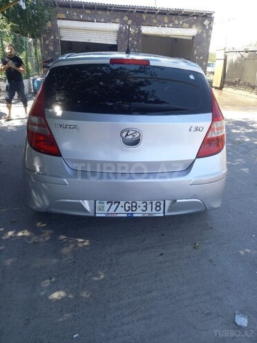 Hyundai i30 2010, 400,000 km - 1.4 л - Bakı