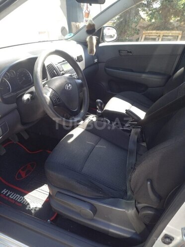 Hyundai i30 2010, 400,000 km - 1.4 л - Bakı