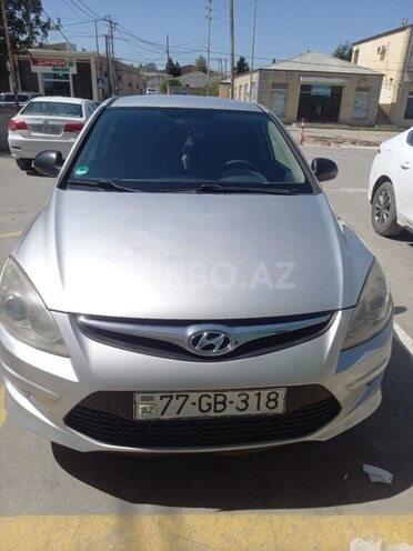 Hyundai i30 2010, 400,000 km - 1.4 л - Bakı