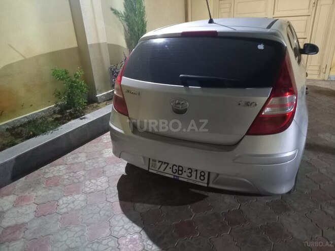 Hyundai i30 2010, 400,000 km - 1.4 л - Bakı