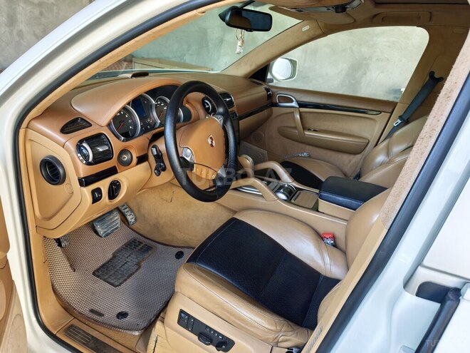 Porsche Cayenne GTS 2009, 366,000 km - 4.8 l - Gəncə