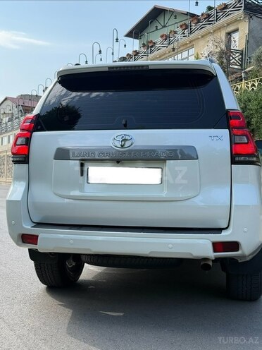 Toyota Land Cruiser Prado 2010, 282,000 km - 2.7 л - Bakı