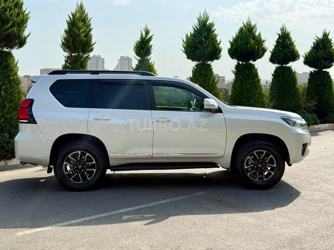 Toyota Land Cruiser Prado 2010, 282,000 km - 2.7 л - Bakı
