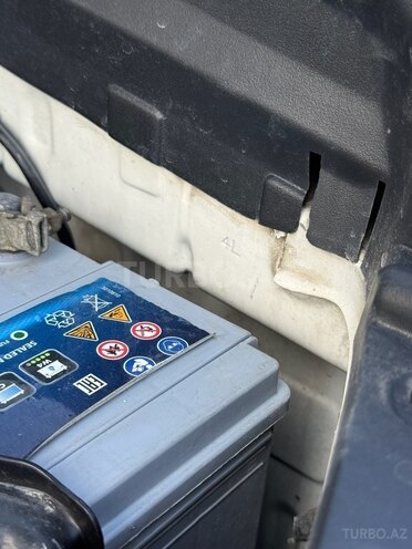 Toyota Land Cruiser Prado 2010, 282,000 km - 2.7 л - Bakı
