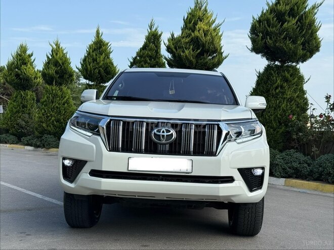 Toyota Land Cruiser Prado 2010, 282,000 km - 2.7 л - Bakı