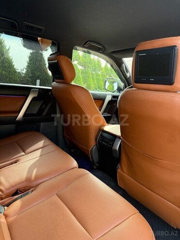 Toyota Land Cruiser Prado 2010, 282,000 km - 2.7 л - Bakı