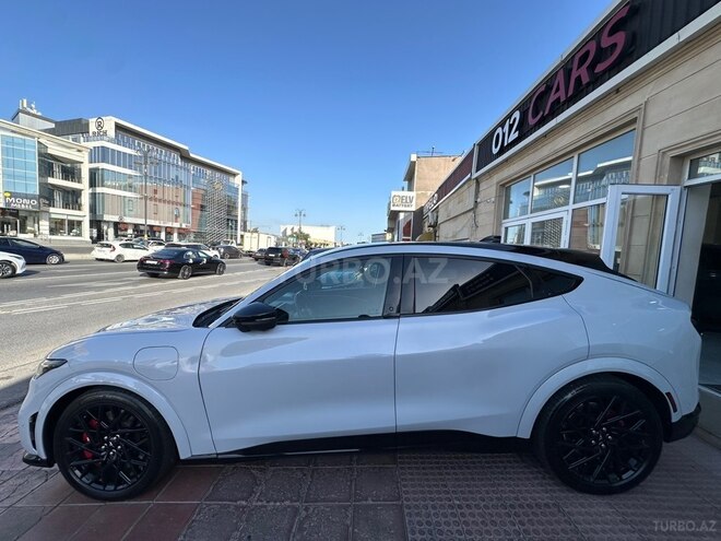 Ford Mustang Mach-E 2023, 27,300 km - 0.0 л - Bakı