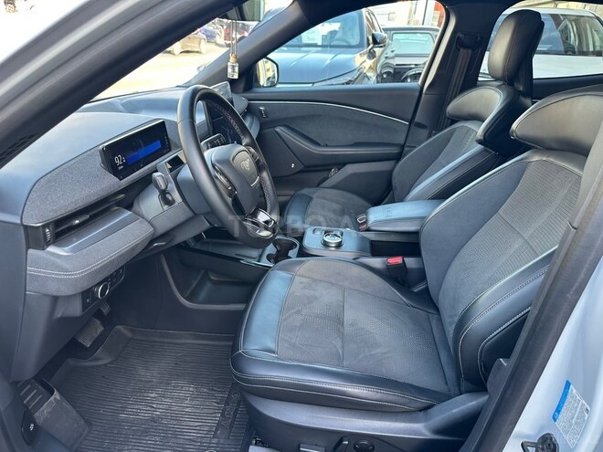 Ford Mustang Mach-E 2023, 27,300 km - 0.0 л - Bakı