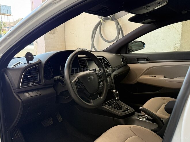 Hyundai Elantra 2016, 280,026 km - 2.0 л - Bakı