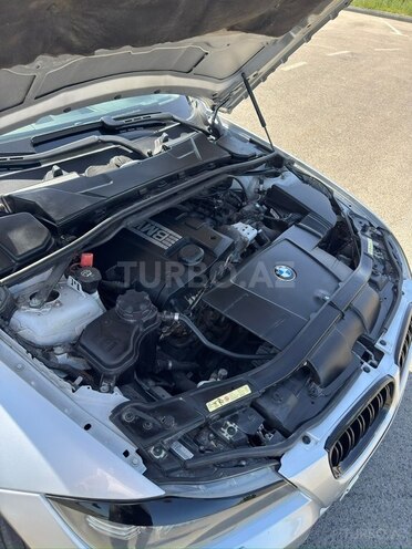 BMW 320 2009, 260,000 km - 2.0 l - Sumqayıt