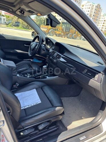 BMW 320 2009, 260,000 km - 2.0 l - Sumqayıt
