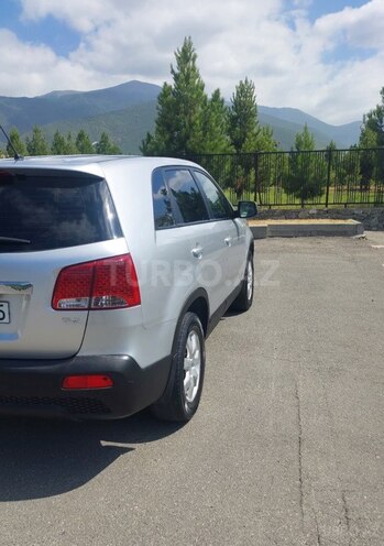 Kia Sorento 2009, 228,000 km - 2.0 l - Şəki