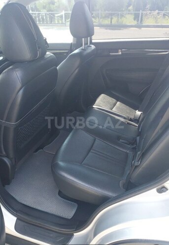 Kia Sorento 2009, 228,000 km - 2.0 l - Şəki