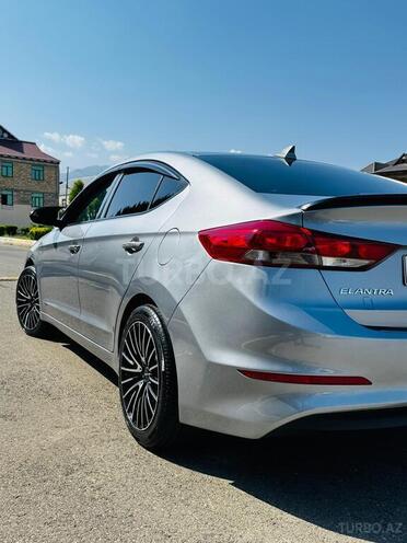 Hyundai Elantra 2016, 198,474 km - 2.0 л - Göygöl