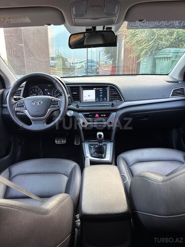 Hyundai Avante 2017, 197,200 km - 1.6 l - Bakı