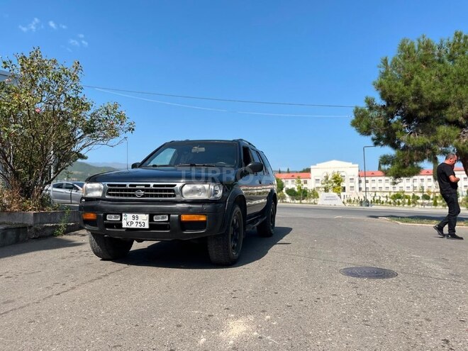 Nissan Pathfinder 1999, 225,000 km - 3.3 l - 