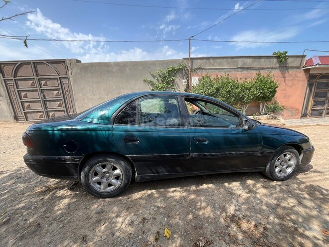 Opel Omega 1995, 256,699 km - 2.0 l - Bakı