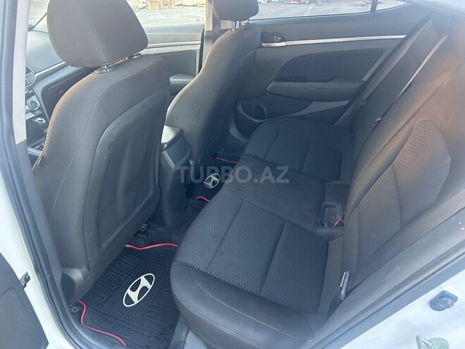 Hyundai Elantra 2019, 144,680 km - 2.0 l - Bakı